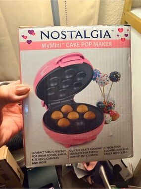 Nostalgia Pink Mini Cake Pop Maker